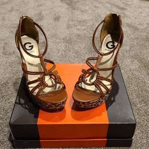 NWOT G by Guess Wedge leopard print sandals 8.5